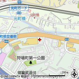 ファミリーマート横浜狩場町店周辺の地図