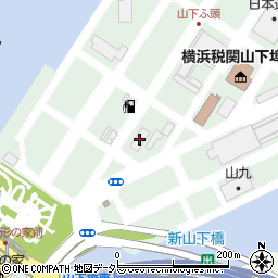 横浜港運会館周辺の地図