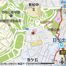 西区役所老人福祉センター　横浜市野毛山荘周辺の地図