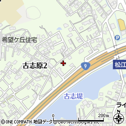 古志原町民会館周辺の地図