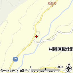 兵庫県美方郡香美町村岡区板仕野227周辺の地図