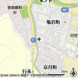 京都府舞鶴市亀岩町51周辺の地図