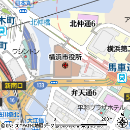 横浜市役所周辺の地図