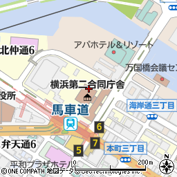 関東運輸局　海上安全環境部・運航労務監理官周辺の地図