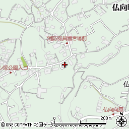 神奈川県横浜市保土ケ谷区仏向町1111周辺の地図