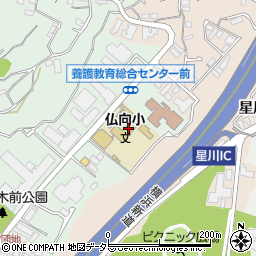 横浜市立仏向小学校周辺の地図
