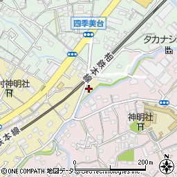 神奈川県横浜市旭区本村町1周辺の地図