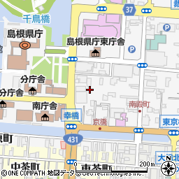 島根県松江市殿町15周辺の地図