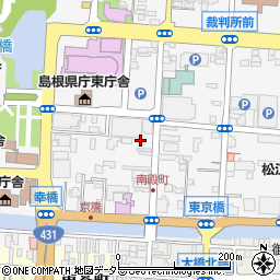 島根県松江市殿町75周辺の地図