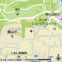 神奈川県厚木市飯山4380周辺の地図