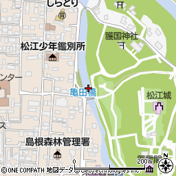 亀田橋周辺の地図