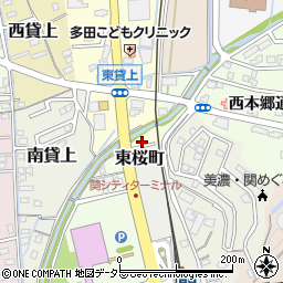 岐阜県関市東貸上48-2周辺の地図