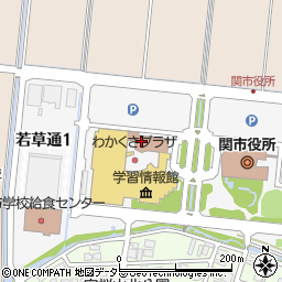 関市総合体育館周辺の地図