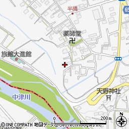 神奈川県愛甲郡愛川町中津5611-1周辺の地図