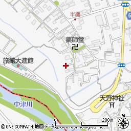 神奈川県愛甲郡愛川町中津5611周辺の地図