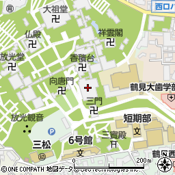 總持寺三松閣周辺の地図