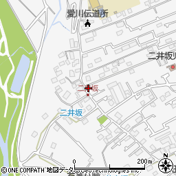 神奈川県愛甲郡愛川町中津3677-1周辺の地図