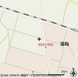 琴浦町　安田地区公民館周辺の地図