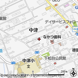 神奈川県愛甲郡愛川町中津712周辺の地図