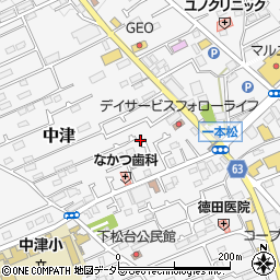 神奈川県愛甲郡愛川町中津712-1周辺の地図