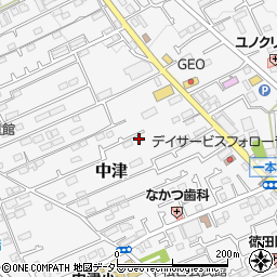 神奈川県愛甲郡愛川町中津722-11周辺の地図