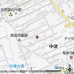 神奈川県愛甲郡愛川町中津587-1周辺の地図