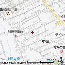 神奈川県愛甲郡愛川町中津587周辺の地図