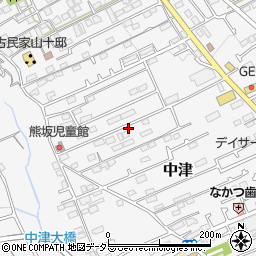神奈川県愛甲郡愛川町中津587-5周辺の地図