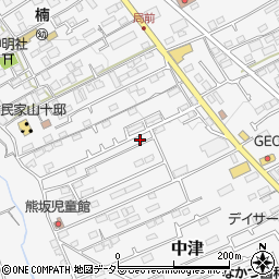 神奈川県愛甲郡愛川町中津638-1周辺の地図