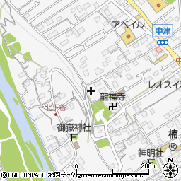 神奈川県愛甲郡愛川町中津402周辺の地図