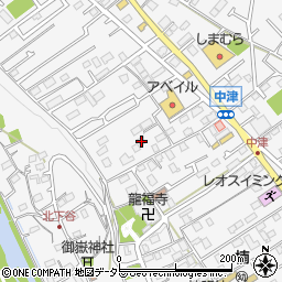 神奈川県愛甲郡愛川町中津132周辺の地図