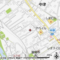 神奈川県愛甲郡愛川町中津120-15周辺の地図