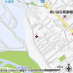 神奈川県愛甲郡愛川町中津26-5周辺の地図