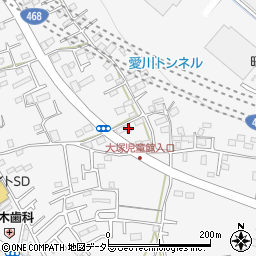 神奈川県愛甲郡愛川町中津1866周辺の地図