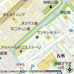 五所特定県営住宅周辺の地図