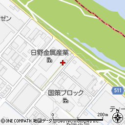 神奈川県愛甲郡愛川町中津6831周辺の地図