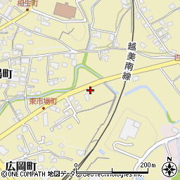 岐阜県美濃市東市場町3021-4周辺の地図