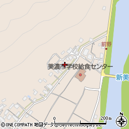 岐阜県美濃市前野619周辺の地図
