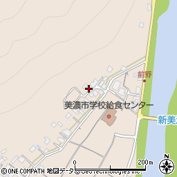 岐阜県美濃市前野1056-18周辺の地図