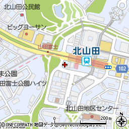 ファミリーマート都筑北山田店周辺の地図
