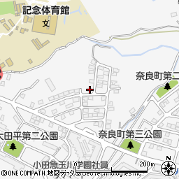 神奈川県横浜市青葉区奈良町2762-83周辺の地図