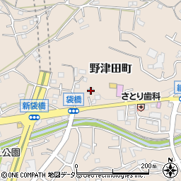 東京都町田市野津田町895周辺の地図