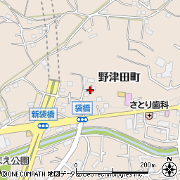東京都町田市野津田町887周辺の地図