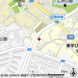 東京都町田市広袴町657周辺の地図