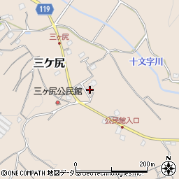千葉県東金市三ケ尻121周辺の地図
