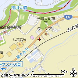 すき家１３９号都留田野倉店周辺の地図