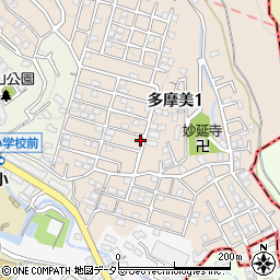 神奈川県川崎市麻生区多摩美1丁目18-20周辺の地図
