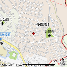 神奈川県川崎市麻生区多摩美1丁目18-19周辺の地図