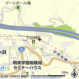 神奈川県相模原市緑区小渕1031-12周辺の地図
