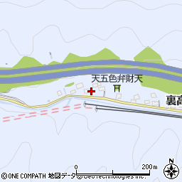 東京都八王子市裏高尾町1521-1周辺の地図